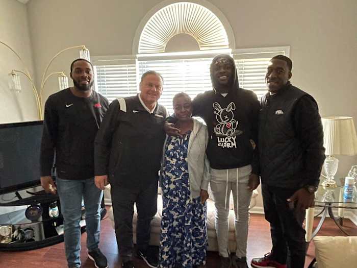 AH_Recruiting_SamMbake_InHome